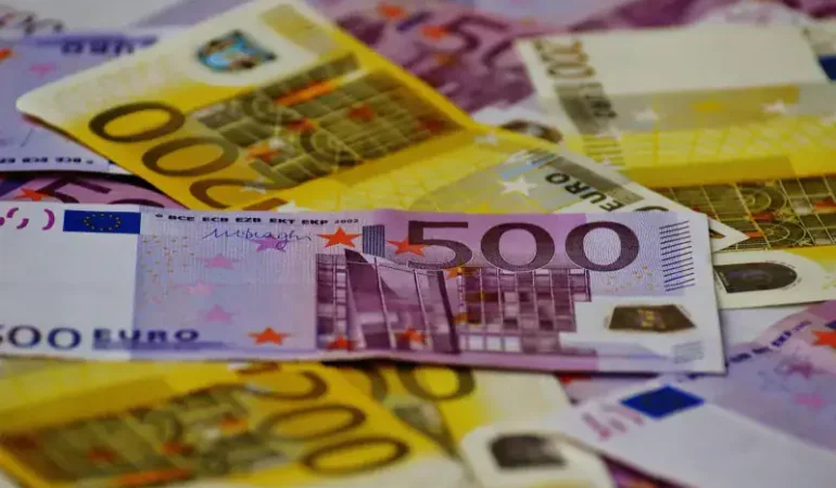 Darphane, Değerli Para Setini Satışa Sunuyor