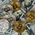 Banka Hesabında 1 Trilyon Lira Gördü, Hesapları Bloke Edildi